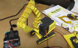 micro:bit ショベルカー